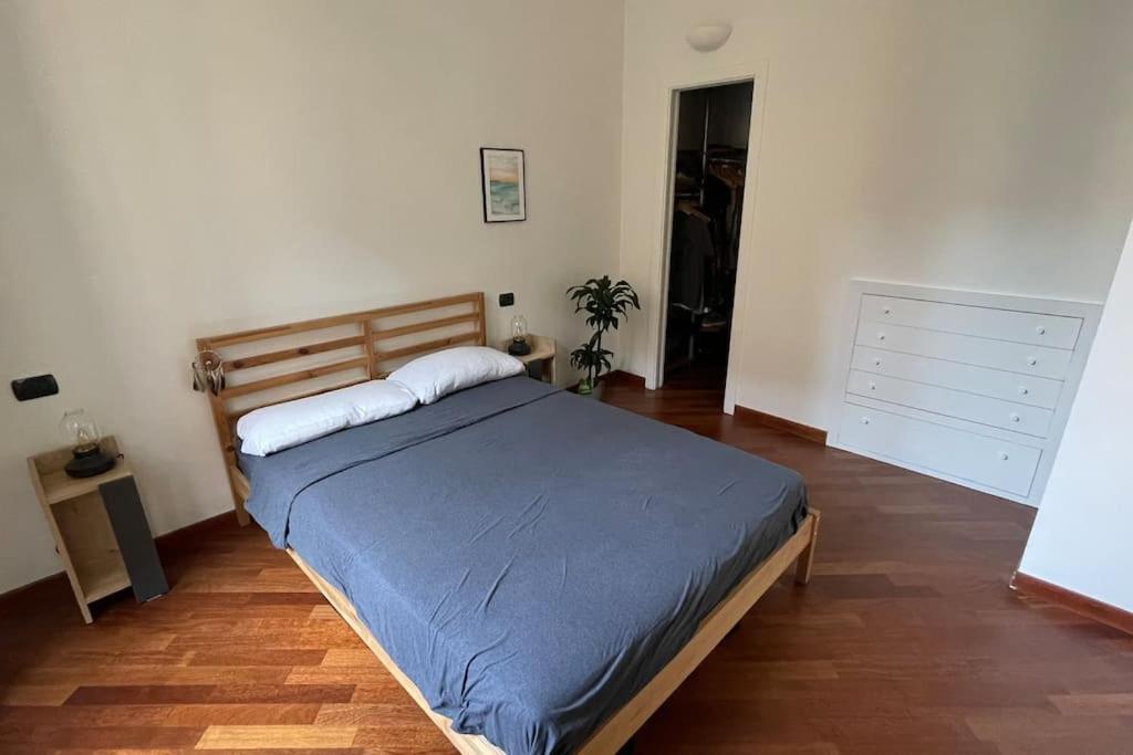 "Iris" Milano Lunigiana In Stazione Centrale Apartment Exterior foto