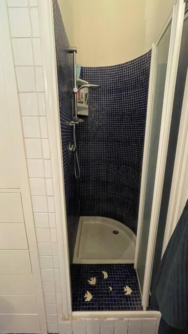 "Iris" Milano Lunigiana In Stazione Centrale Apartment Exterior foto